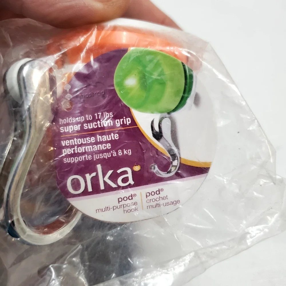 Orka~Reusable Vacuum Suction‎ Cup Hooks~Holds Up To 17lbs~NEW!